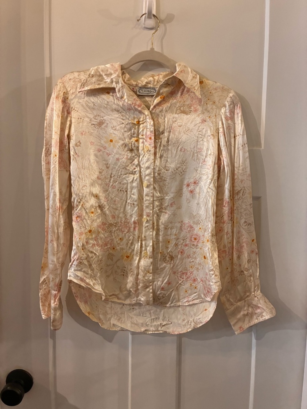 Silk Floral Button-Up Blouse - Cream Pink